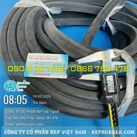 Gioăng cao su xốp chữ D và giải pháp làm kín chuyên dụng cho sản xuất công nghiệp