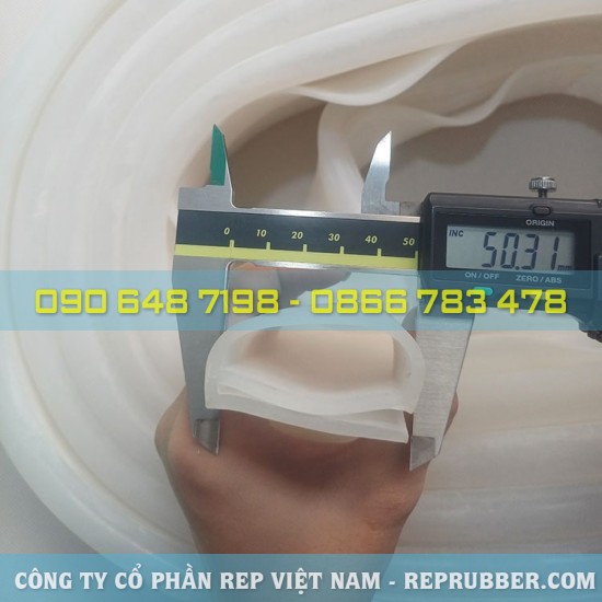 Gioăng silicon chữ E 50x30x3