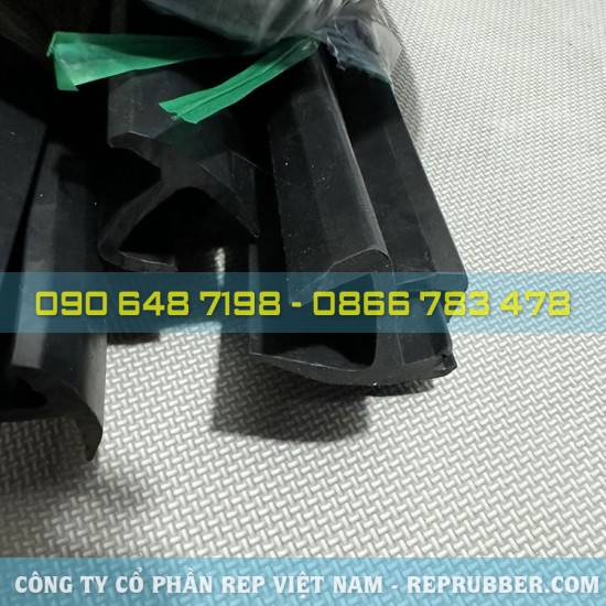 Gioăng cao su EPDM chữ J 58.5x48x5