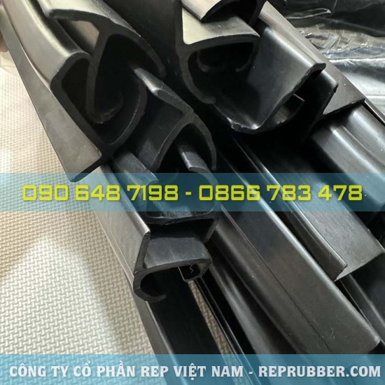 Gioăng cao su EPDM chữ J 40.2x31.3x2.6