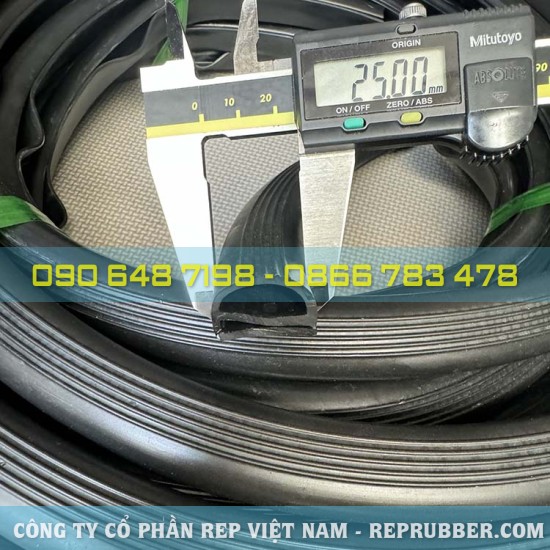 Gioăng cao su EPDM chữ E 25x18x2