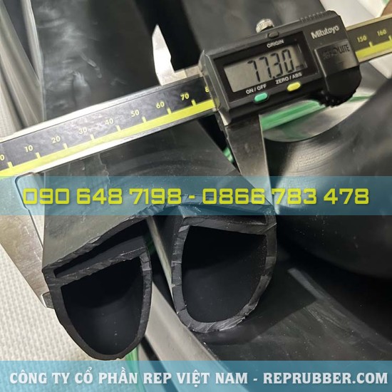 Gioăng cao su EPDM chữ E 77x45x3