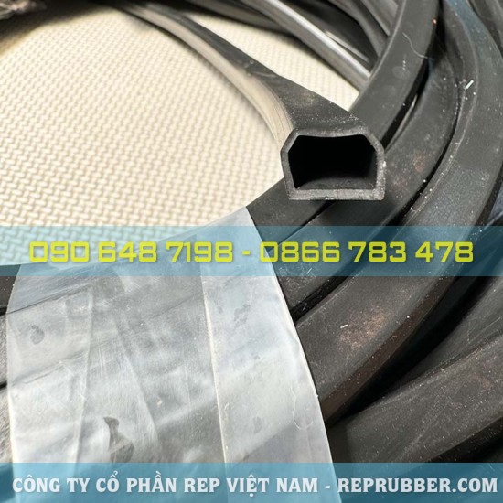 Gioăng cao su EPDM chữ D 12x9x1