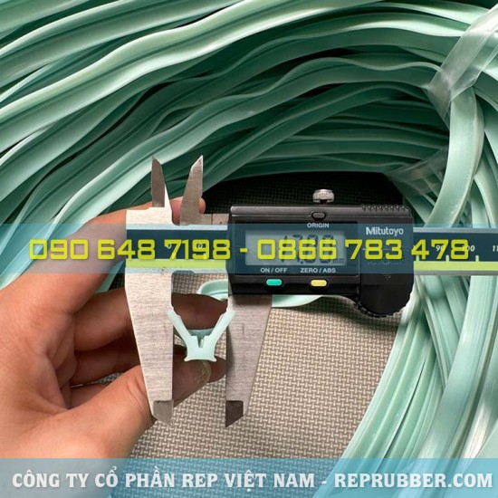 Gioăng cao su silicon xanh chữ U 11.6x7.7x1.8 Gioăng cao su silicon xanh chữ U 11.6x7.7x1.8