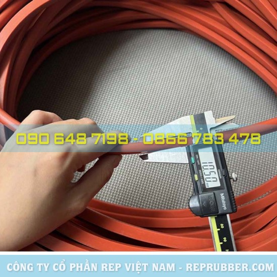 Vòng đệm silicon đỏ chữ D 10.5x11.7xL134cm