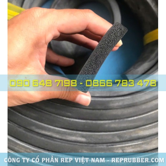 Gioăng cao su xốp chữ nhật 10x40