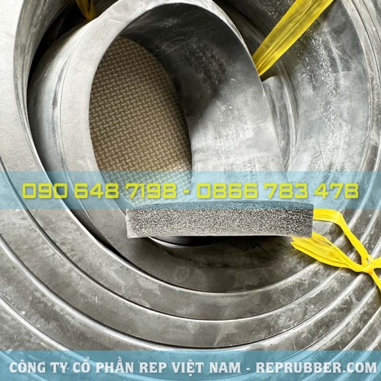 Gioăng cao su xốp chữ nhật 10x60