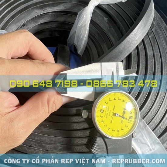 Gioăng cao su xốp chữ nhật 6x16