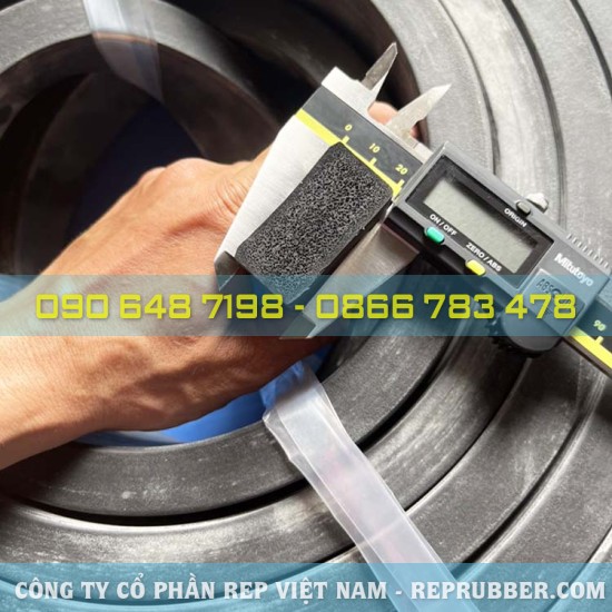 Gioăng cao su xốp chữ nhật 20x40