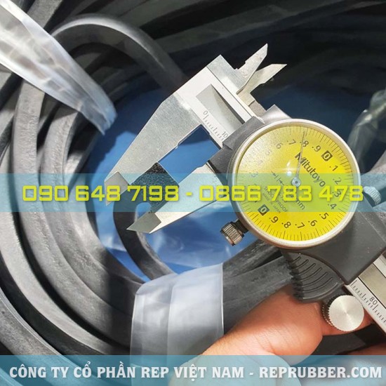 Gioăng cao su xốp vuông 10x10