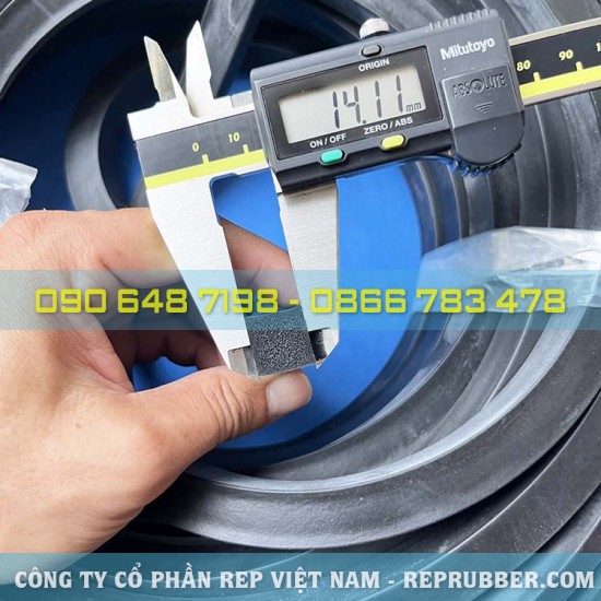 Gioăng cao su xốp vuông 14x14