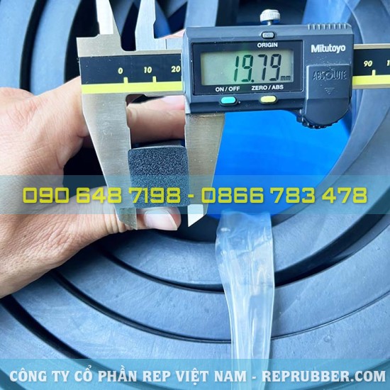 Gioăng cao su xốp vuông 20x20