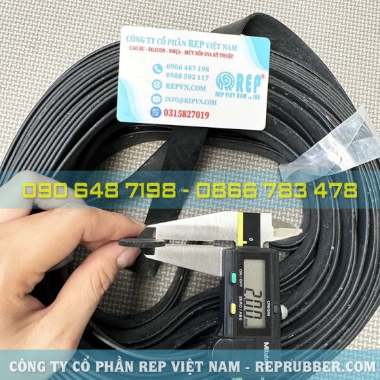 Gioăng cao su xốp chữ nhật 2x20