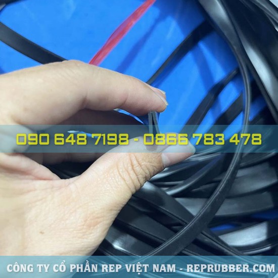 Gioăng cao su EPDM chữ U 4x10x1, khe 2mm