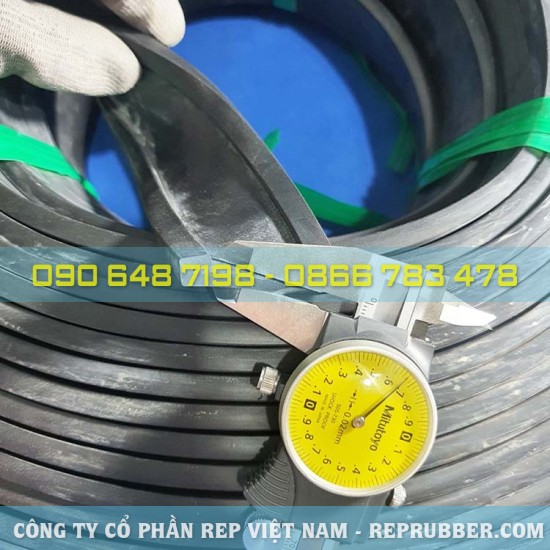 Gioăng cao su NBR chữ U 40x7x3, khe 46mm