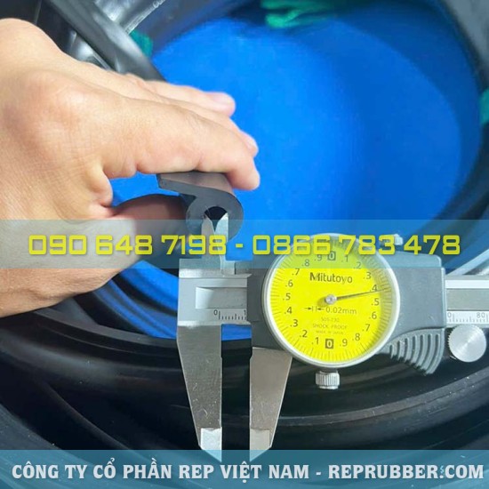 Gioăng cao su EPDM chữ P 28x18x3 – Độ đàn hồi cao, bền kín tốt Gioăng cao su EPDM chữ P 28x18x3 – Độ đàn hồi cao, bền kín tốt