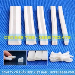 Gioăng silicone chữ U – Bám mép chắc chắn, làm kín hiệu quả cho thiết bị